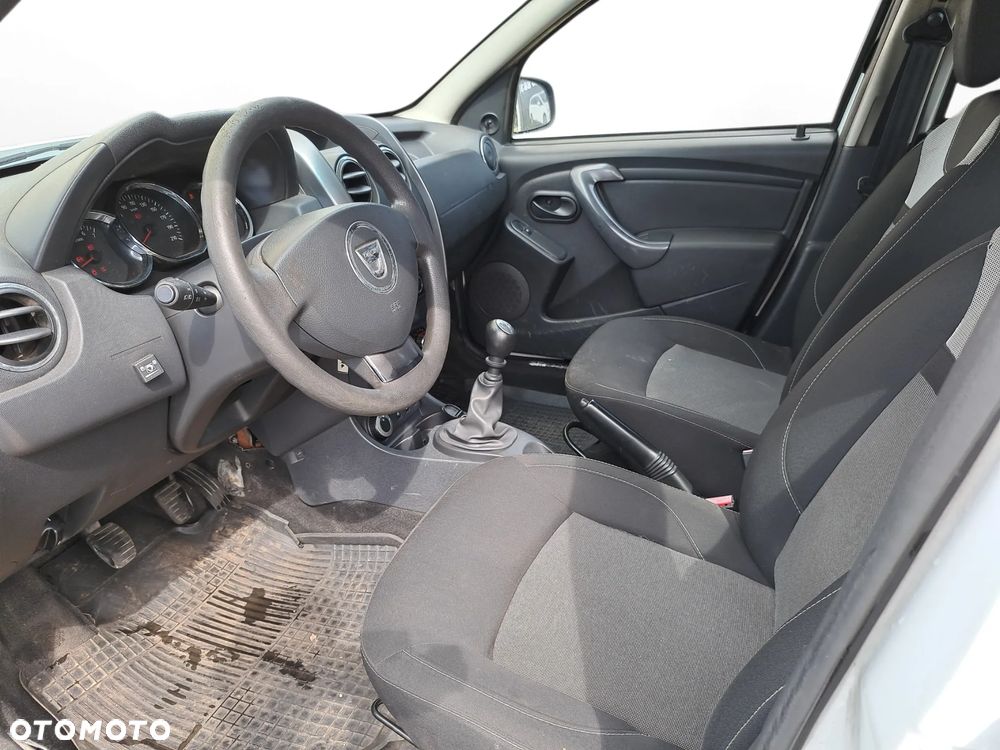 Dacia Duster 1.6 SCe Access S&S - 11
