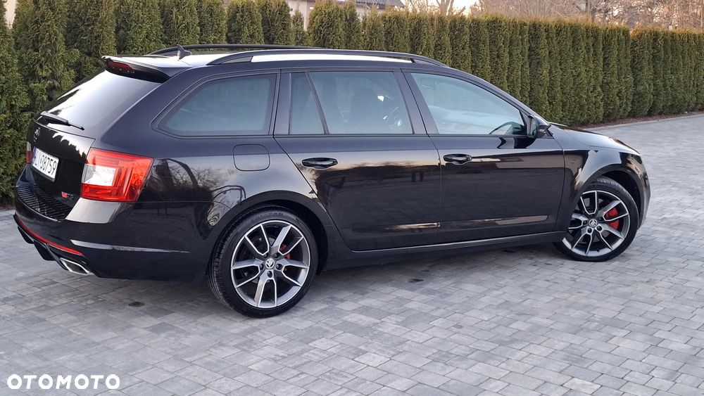 Skoda Octavia 2.0 TDI (Green tec) DSG RS - 11