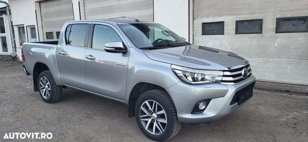 Toyota Hilux - 1