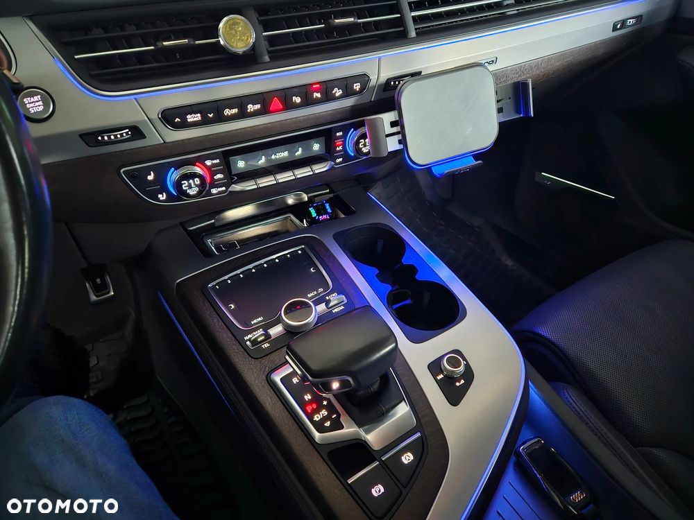 Audi Q7 3.0 TDI Quattro Tiptronic - 37