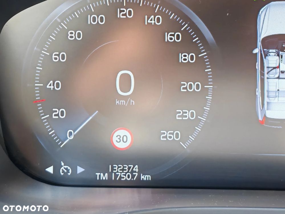 Volvo XC 60 B4 D AWD Momentum Pro - 22
