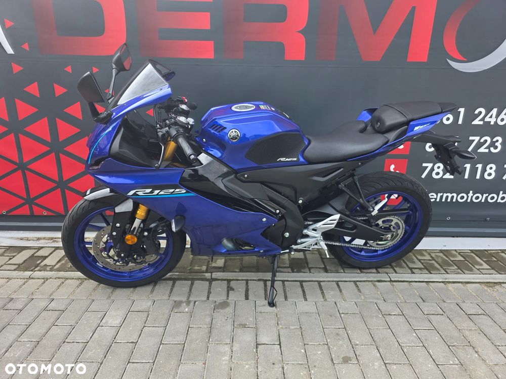 Yamaha YZF - 3