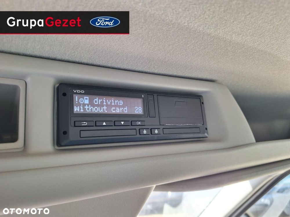 Ford Transit - 12