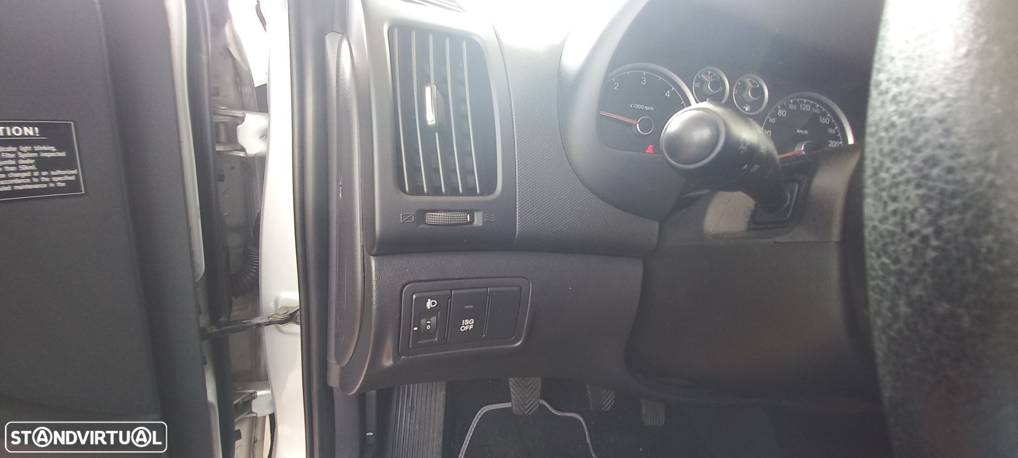 Hyundai i30 1.6 CRDI Blue Comfort CPF - 11