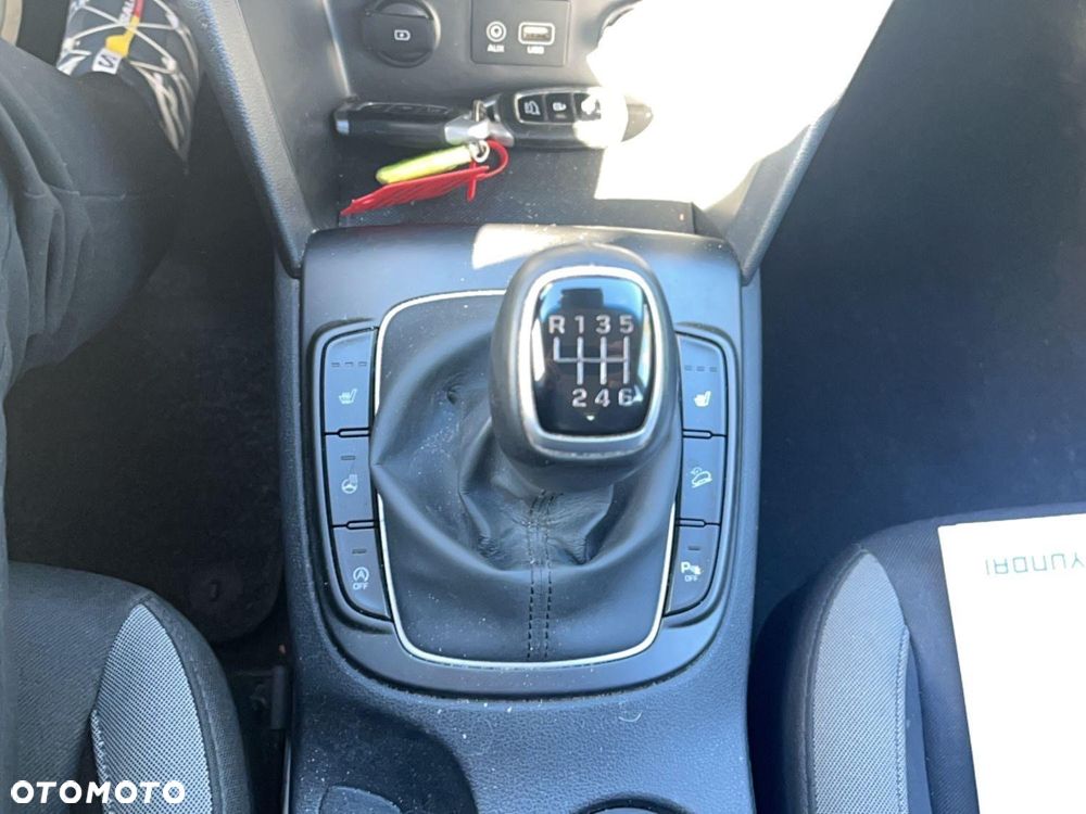 Hyundai Kona - 14