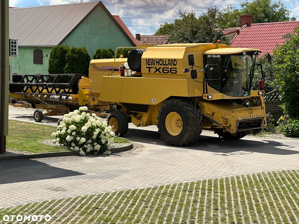 New Holland TX66 - 1