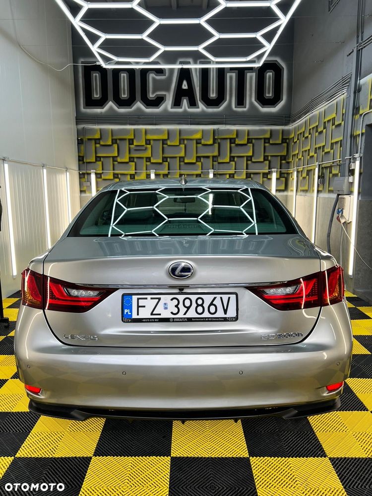 Lexus GS 300h Luxury Line - 17