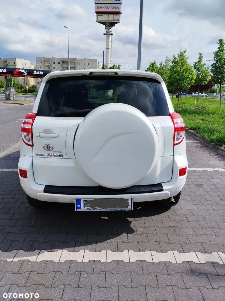 Toyota RAV4 2.0 VVT-i Premium MS - 11