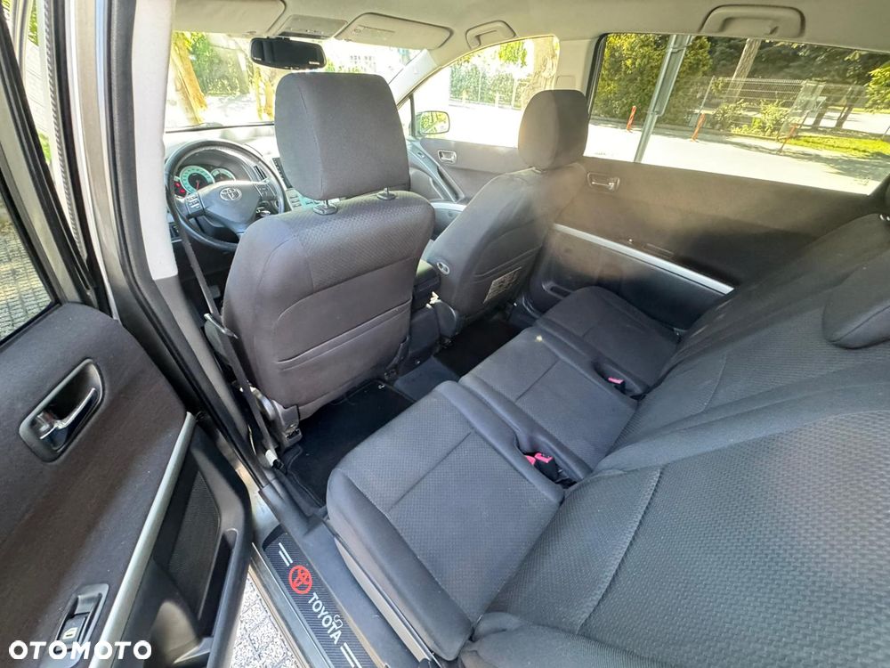 Toyota Corolla Verso 1.6 Terra 7os - 15