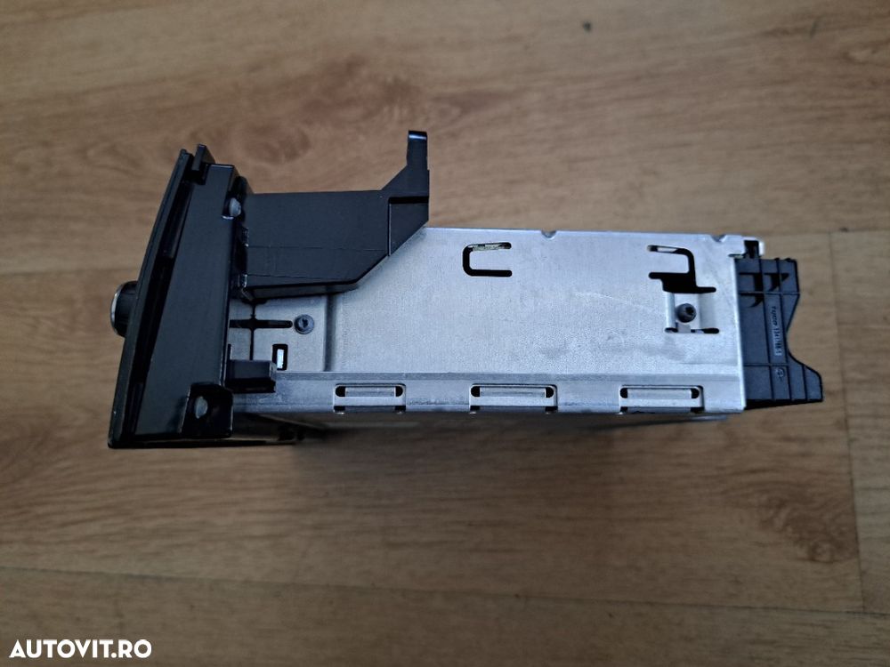 Radio CD Player BMW Business CD (Seria 1 E87, Seria 3 E90) - Cod 65129141682 - 7