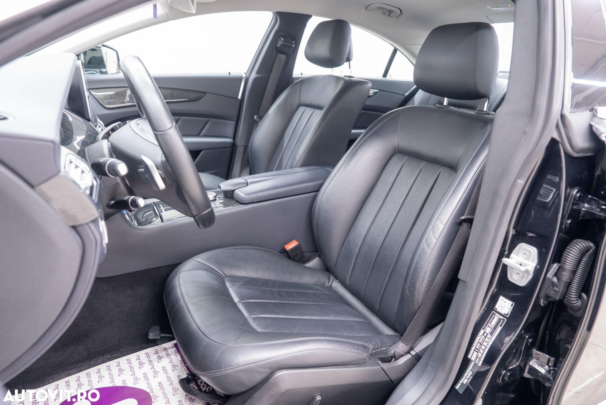 Mercedes-Benz CLS - 10