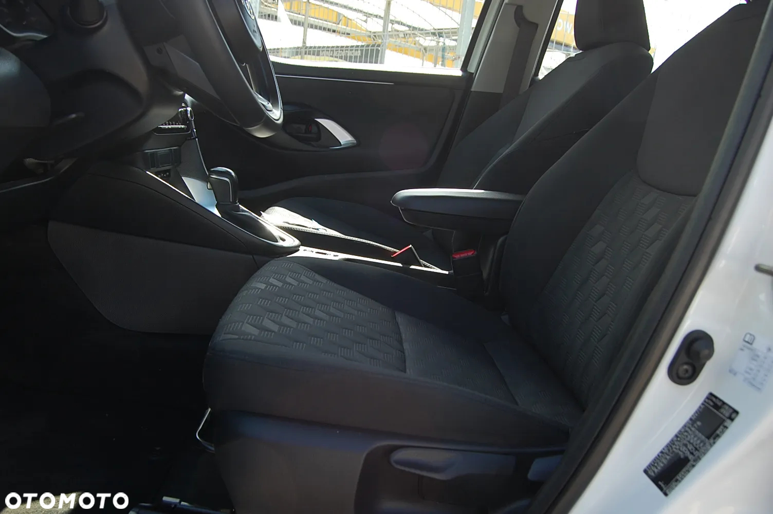 Toyota Yaris - 15