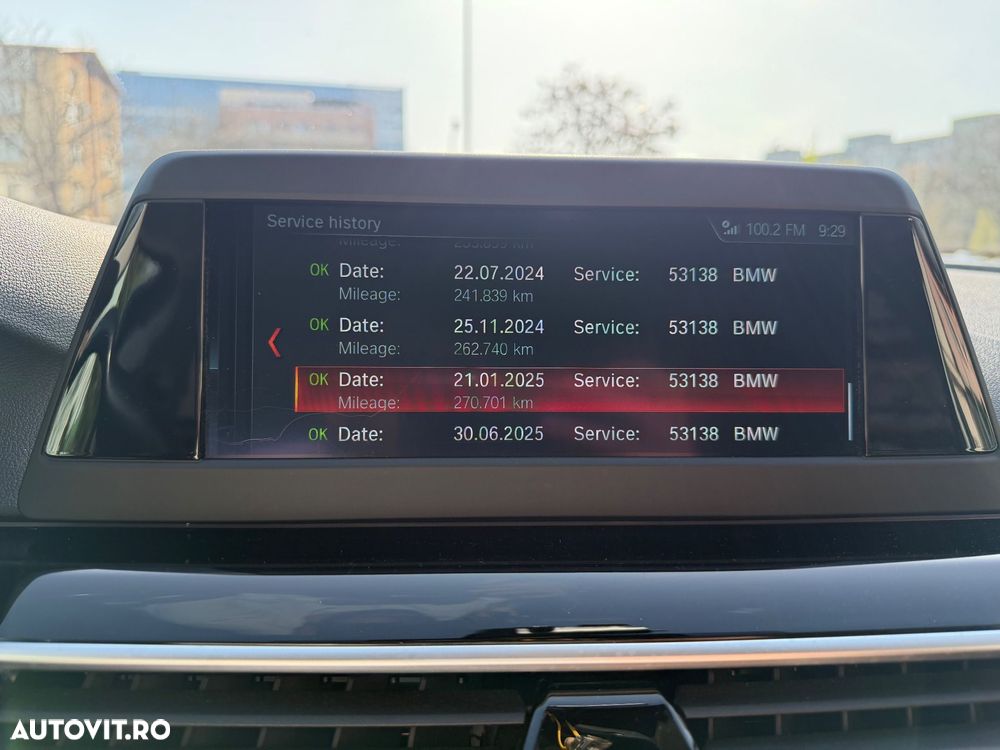 BMW Seria 5 520d Aut. Sport Line - 22