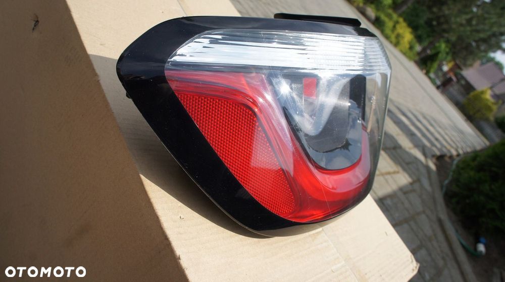 TYLNA LEWA LAMPA JEEP COMPASS II - 4