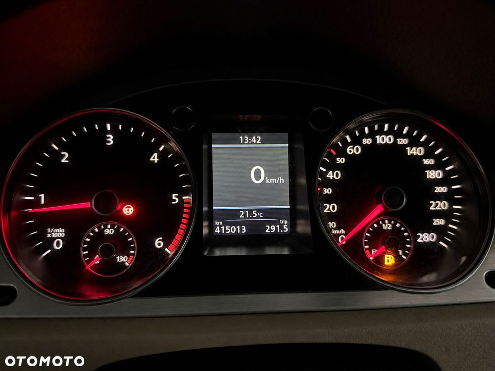 Volkswagen Passat CC 2.0 TDI DPF 4Mot - 28