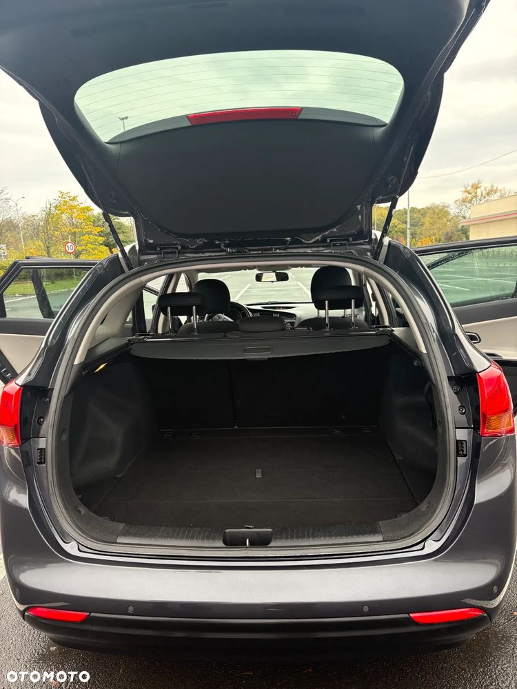 Kia Ceed 1.6 GDI Business Line - 9