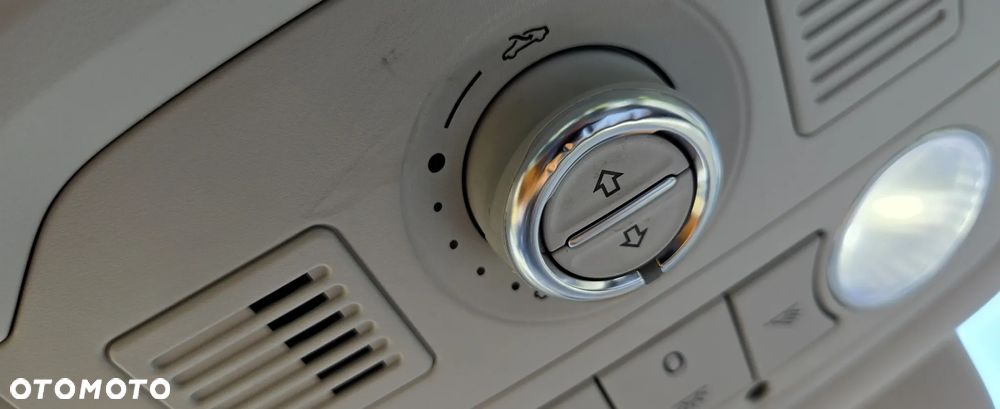 Volkswagen Sharan 2.0 TDI BMT Comfortline DSG - 32