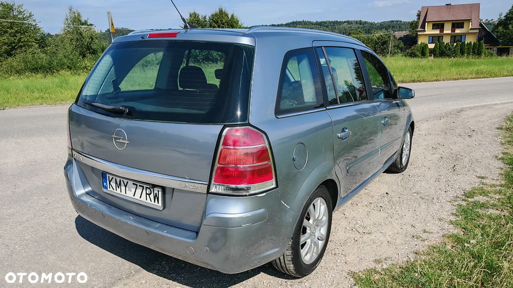 Opel Zafira 2005 photo 4