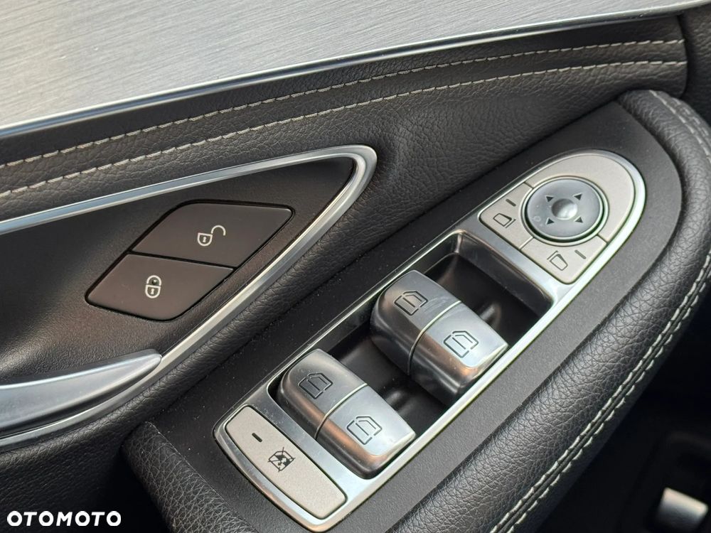 Mercedes-Benz Klasa C - 38