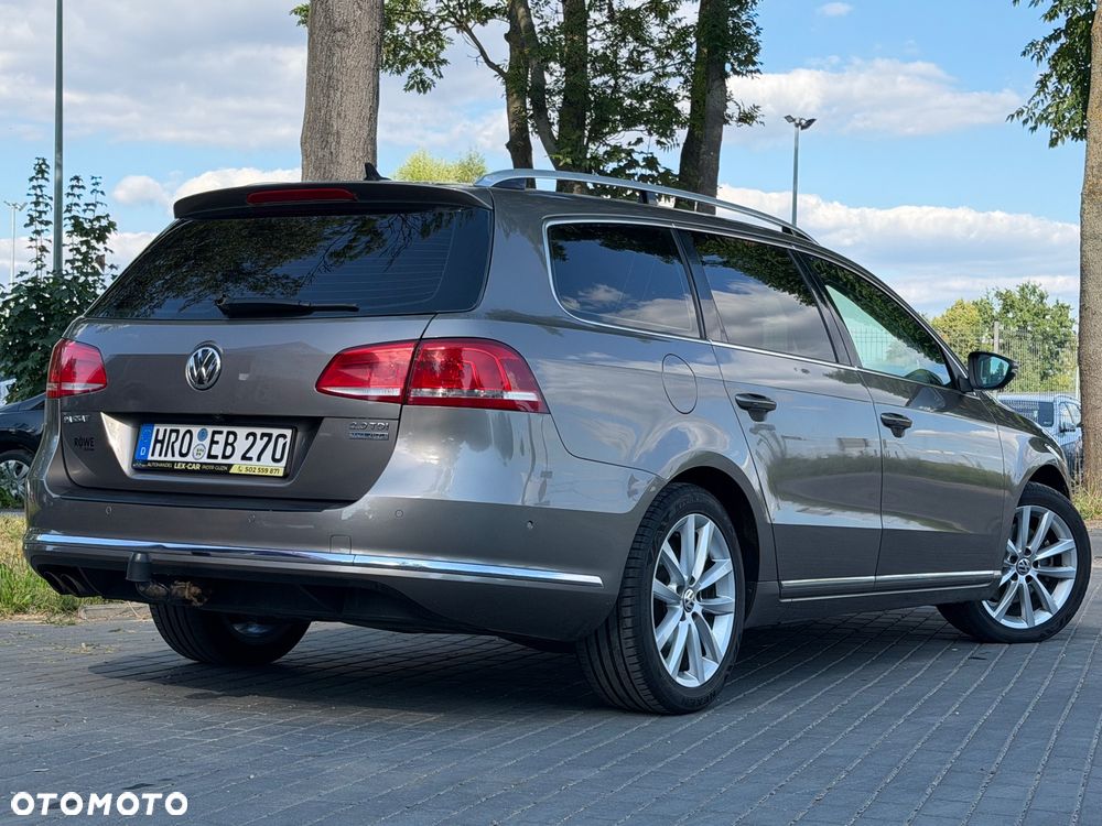 Volkswagen Passat - 4
