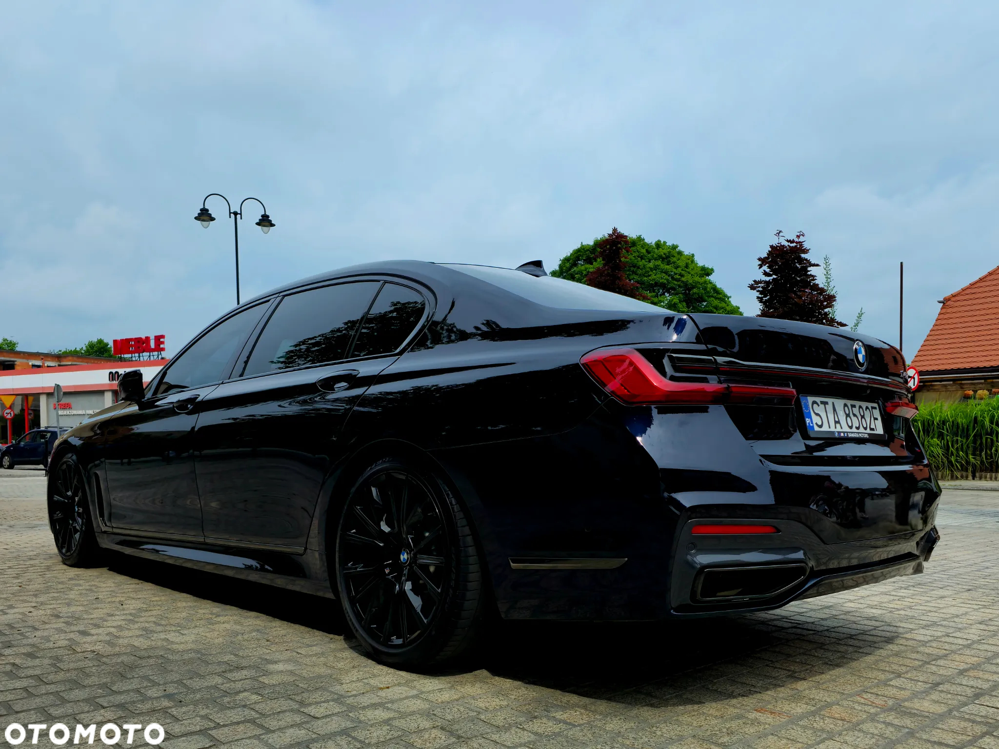 BMW Seria 7 740i - 38