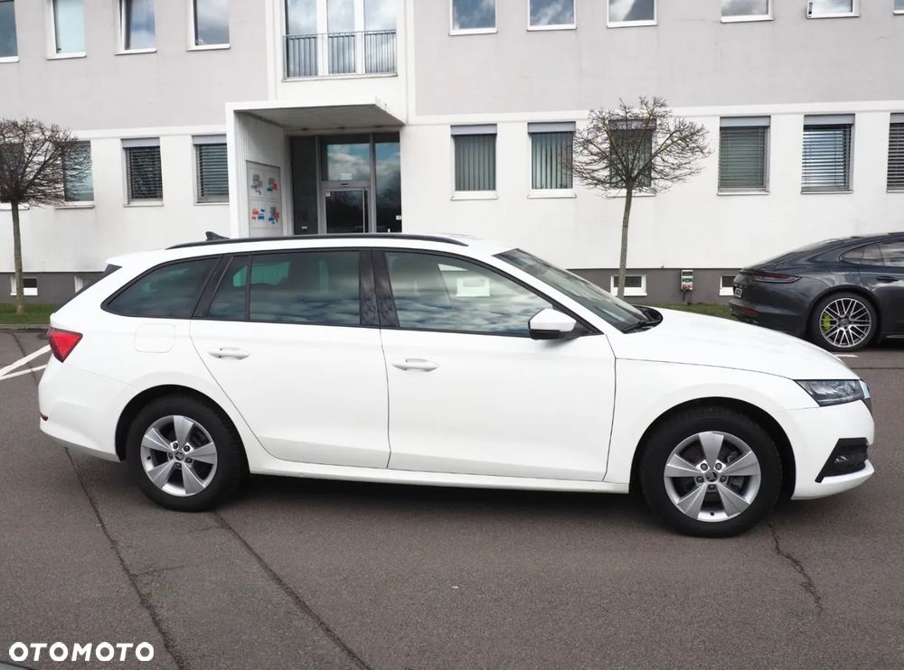 Skoda Octavia 2.0 TDI Drive Selection DSG - 25