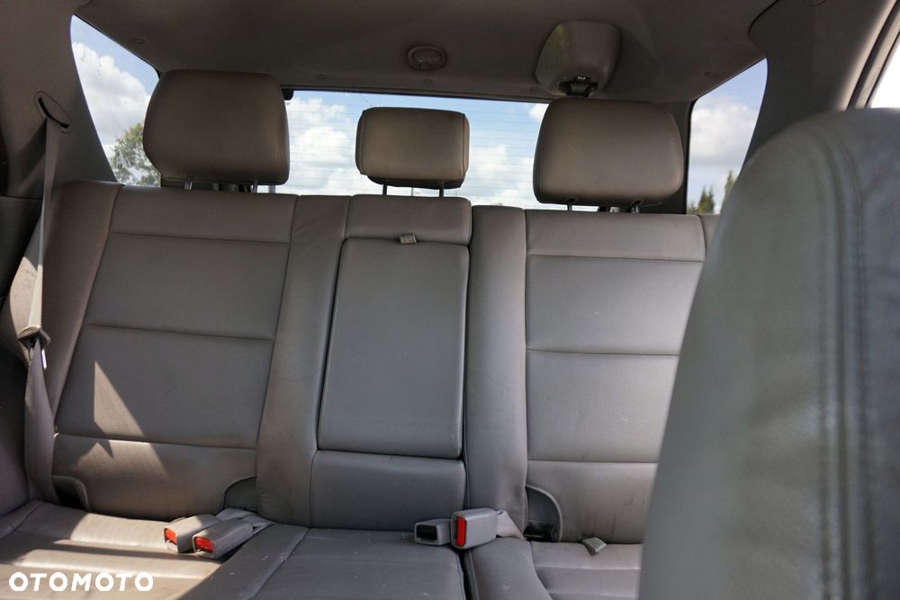 KANAPA TYLNA SORENTO I  KIA 2002-2007 - 7