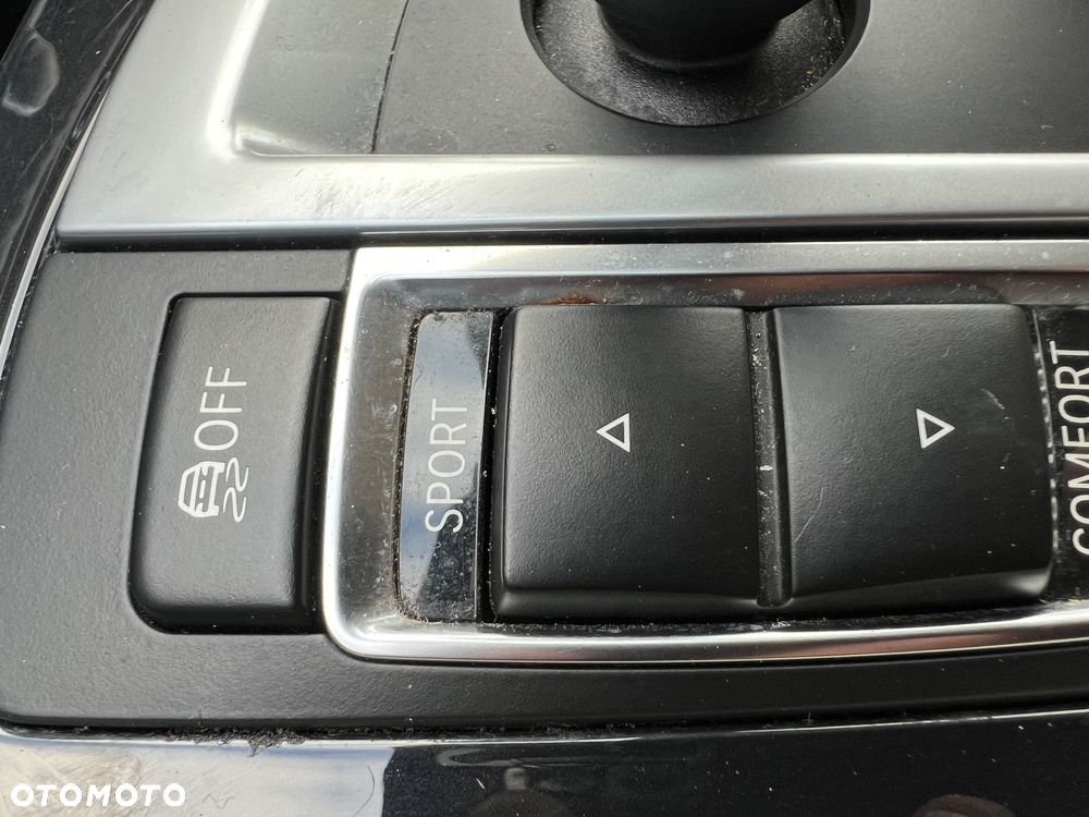 BMW Seria 5 518d Luxury Line - 22