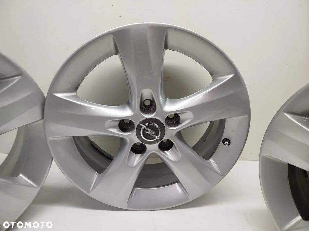 Felgi Aluminiowe R16 5x110 ET:40 Opel - 4