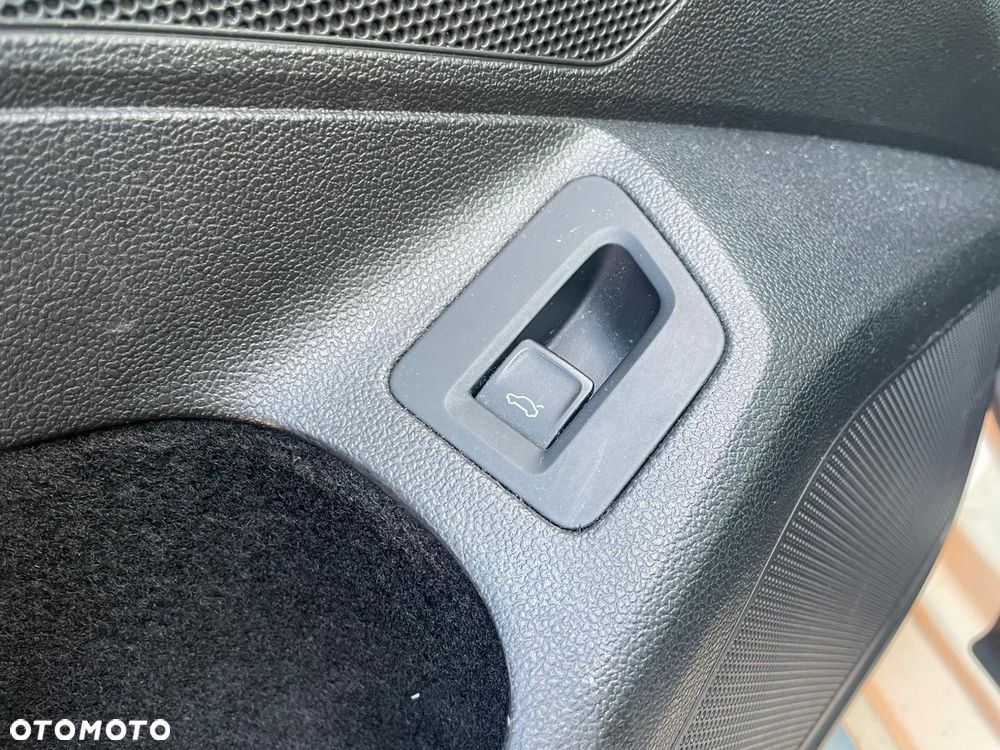 Volkswagen Passat 2.0 TDI SCR Highline - 6