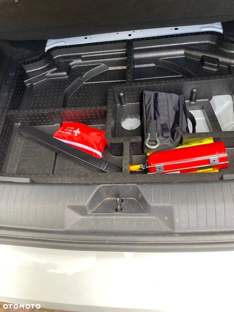 Opel Astra 1.2 Turbo Edition - 17