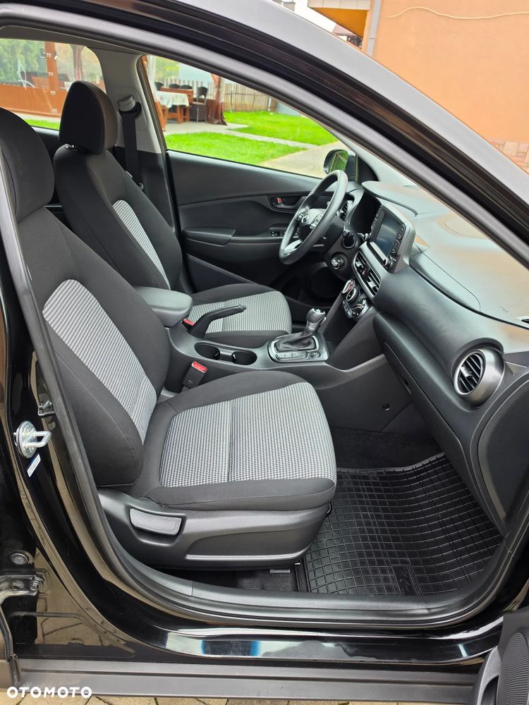 Hyundai Kona - 35