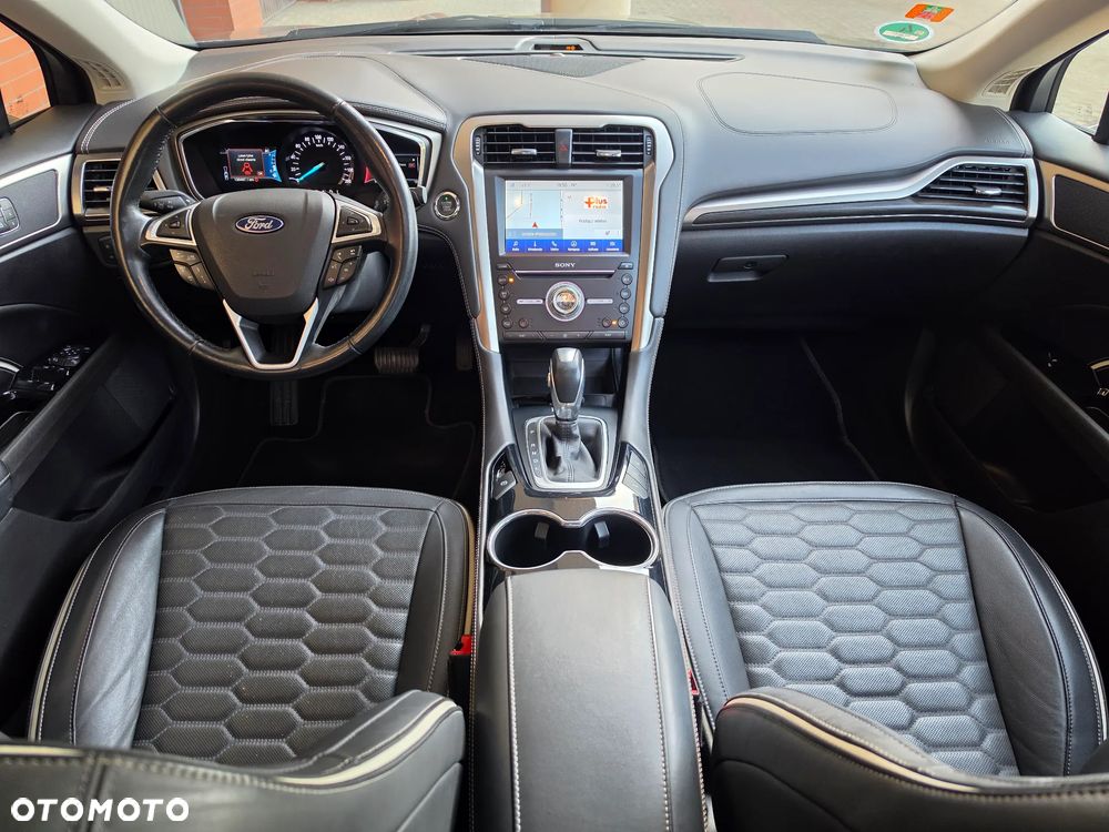 Ford Mondeo - 24