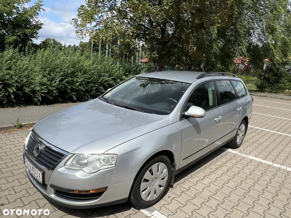 Volkswagen Passat 2.0 TDI DPF Trendline - 9