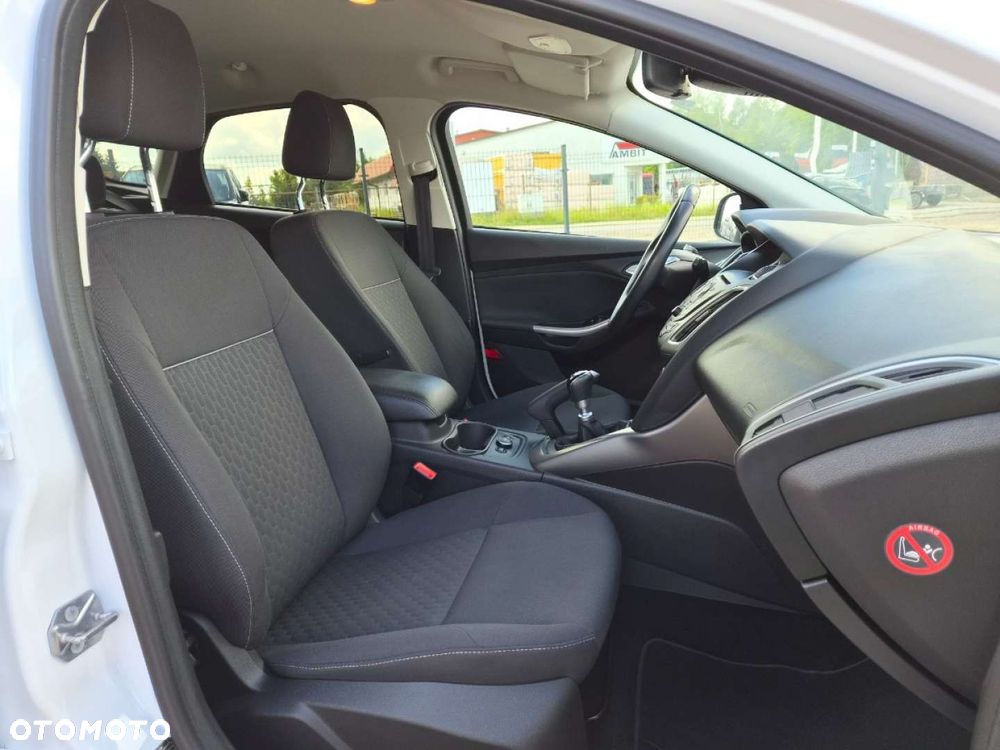 Ford Focus - 19