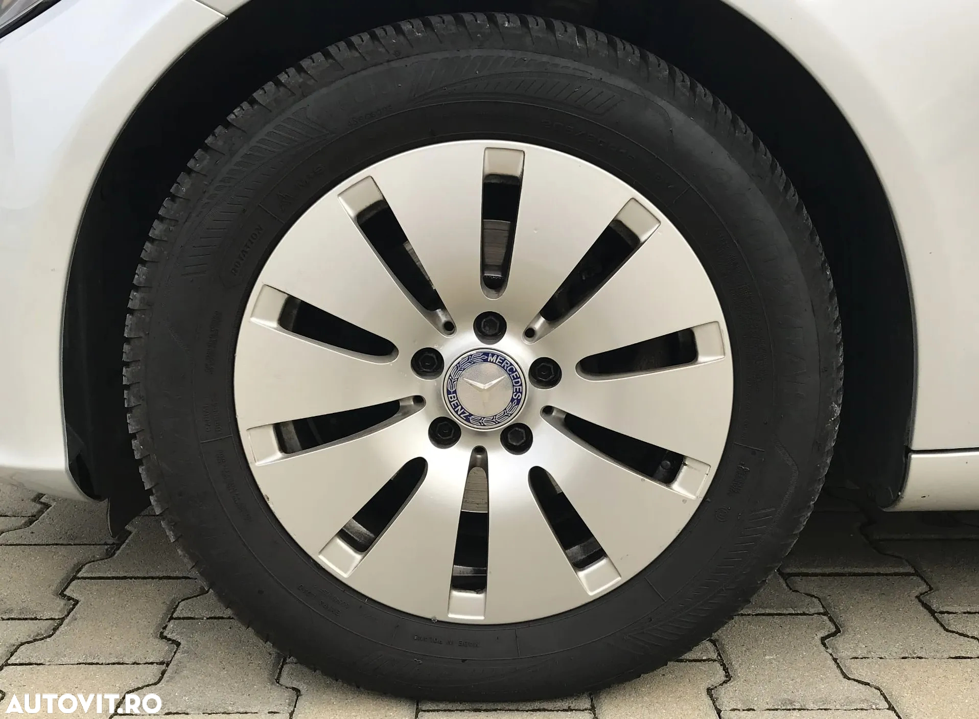 Mercedes-Benz C 180 (BlueTEC) d 7G-TRONIC - 40