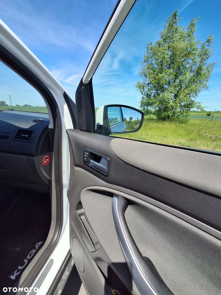 Ford Kuga 2.0 TDCi Trend - 16
