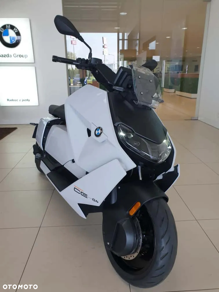 BMW CE 04 - 8