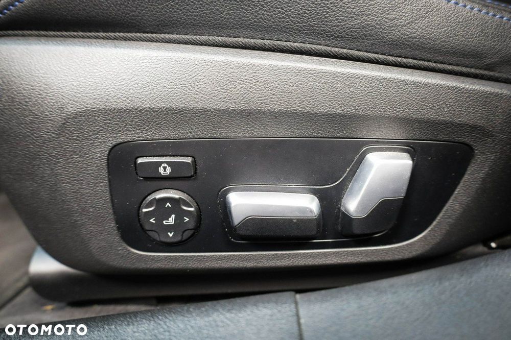 BMW Seria 3 320d M Sport sport - 17