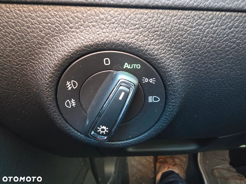 Skoda Superb 1.5 TSI Ambition DSG - 33