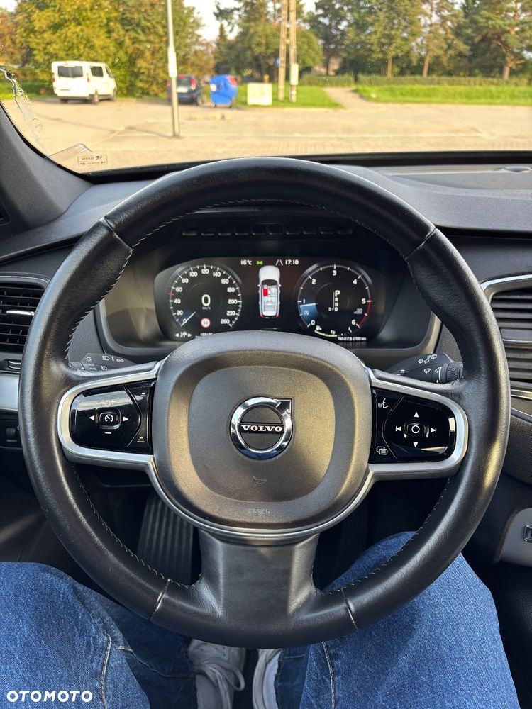 Volvo XC 90 D5 AWD Momentum - 21
