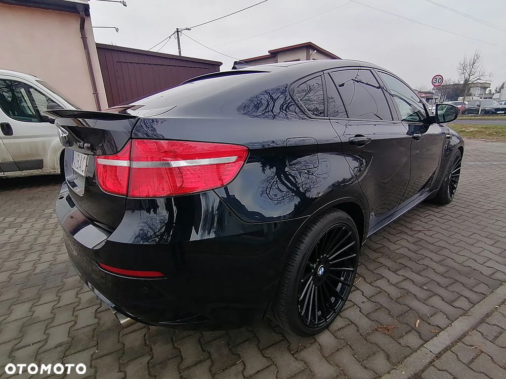 BMW X6M - 8