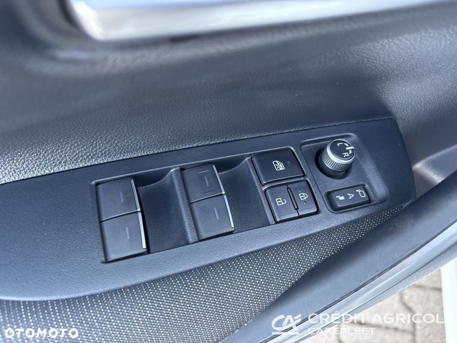 Toyota Corolla - 23