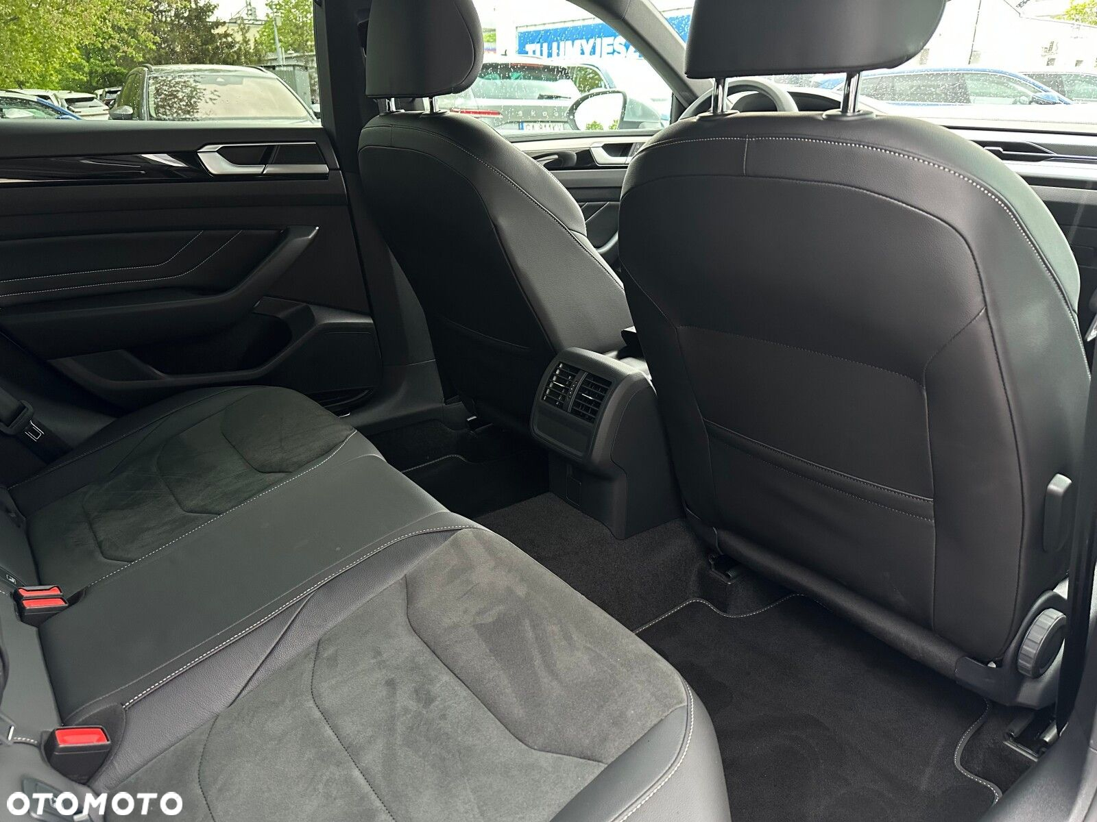 Volkswagen Arteon 2.0 TSI R-Line DSG - 17