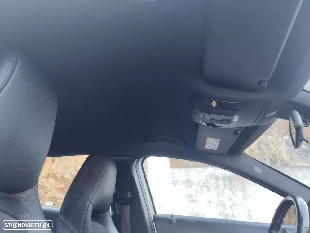 Mercedes-Benz GLA 180 CDi AMG Line - 25