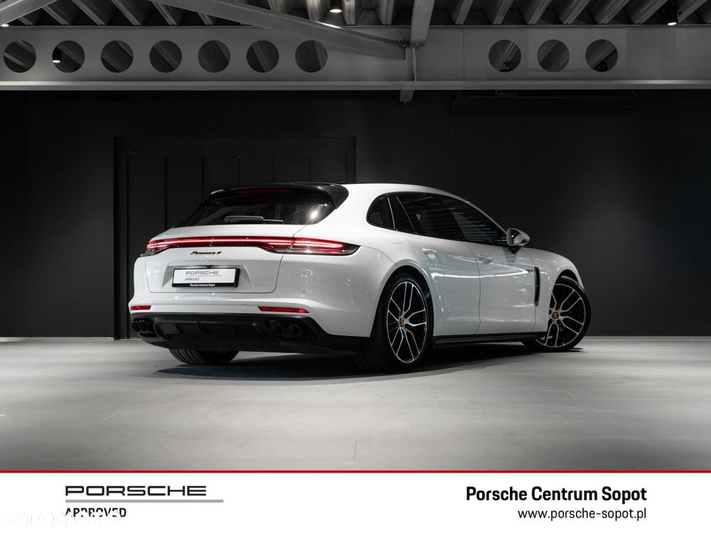 Porsche Panamera 4 E-Hybrid Sport Turismo Platinum Edition - 5