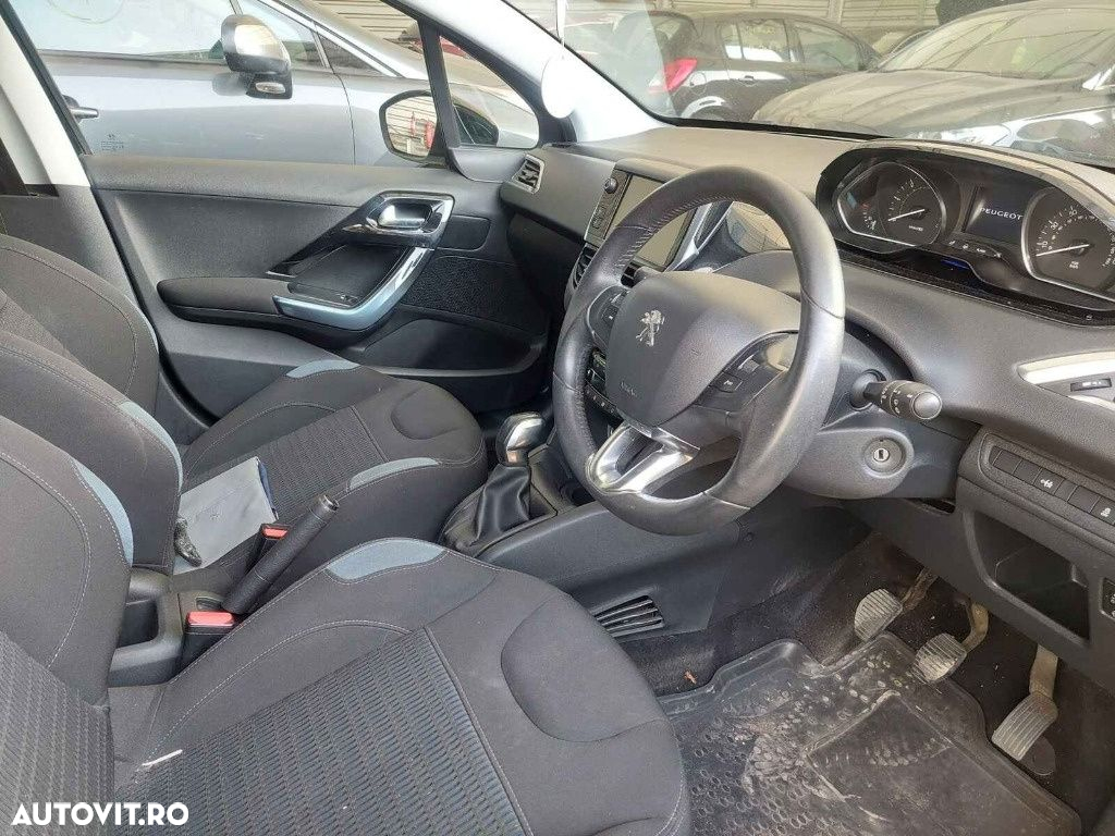 Stop dreapta spate Peugeot 208 2012 HATCHBACK 1.6 HDI - 8