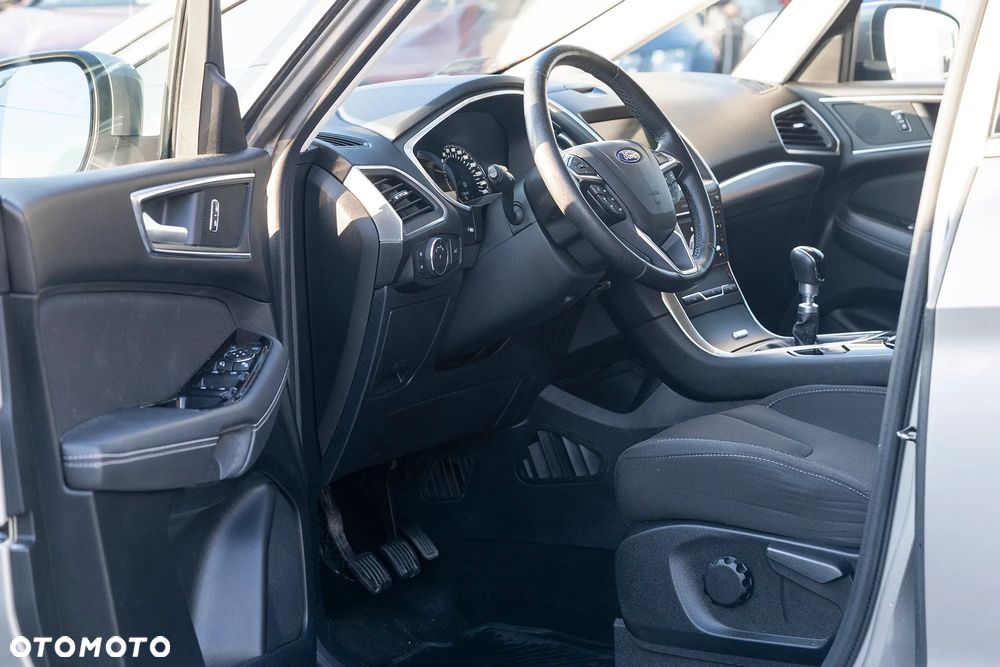 Ford S-Max 1.5 EcoBoost Titanium - 4