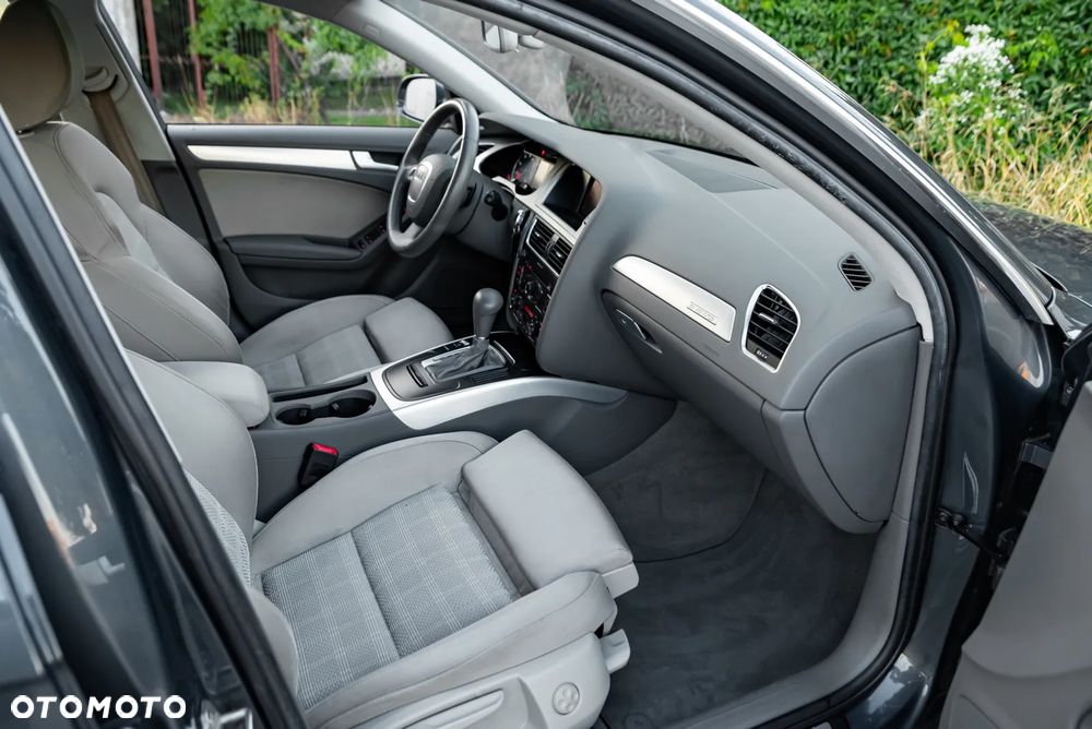 Audi A4 Avant 2.0 TFSI Quattro S tronic - 25