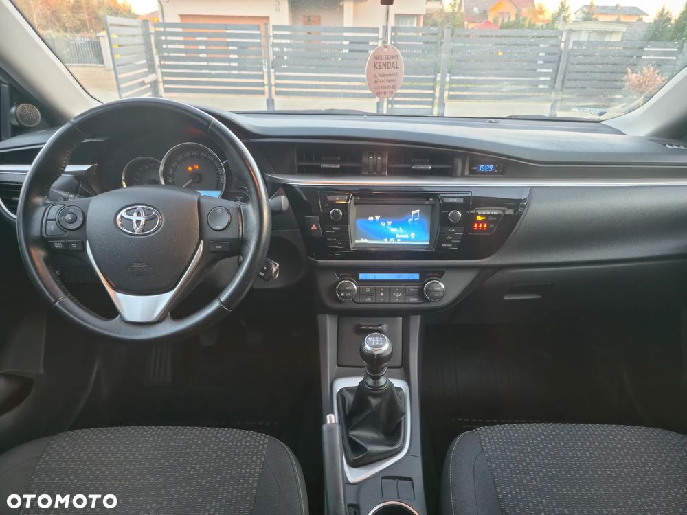 Toyota Corolla 1.6 Premium - 9